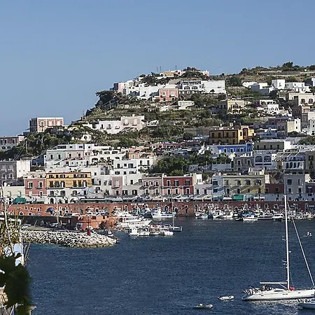 Agenzia Arcipelago Orlando Apartment Ponza